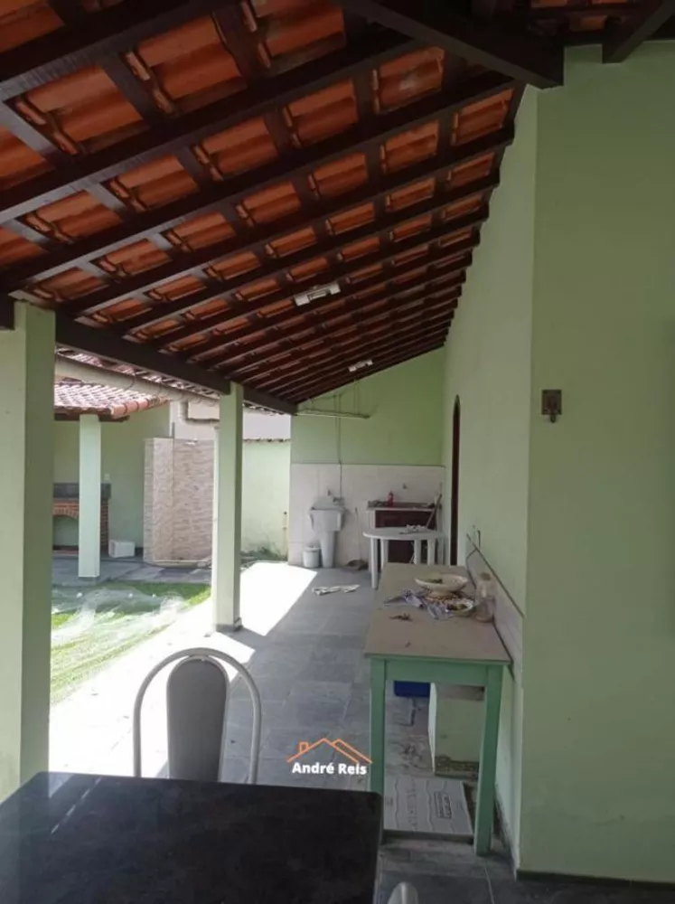 Casa à venda com 2 quartos, 450m² - Foto 2