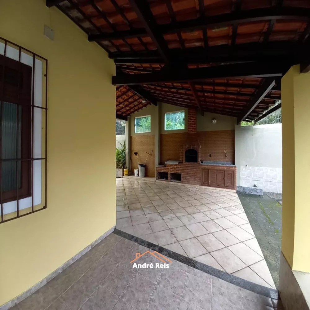 Casa à venda com 2 quartos, 450m² - Foto 3