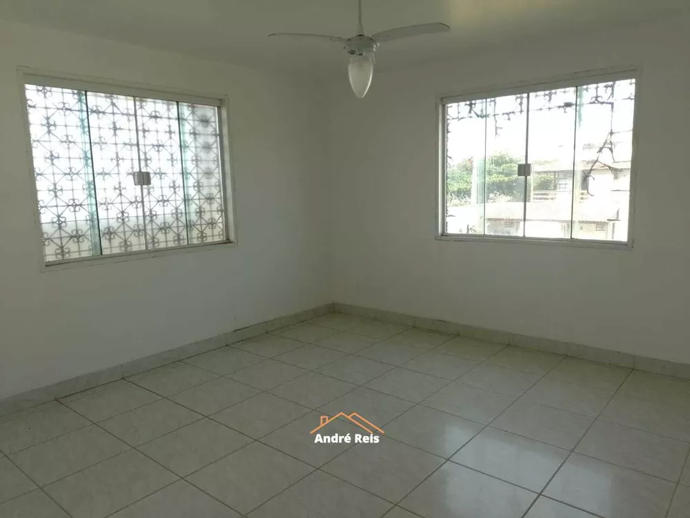 Casa à venda com 5 quartos, 900m² - Foto 3