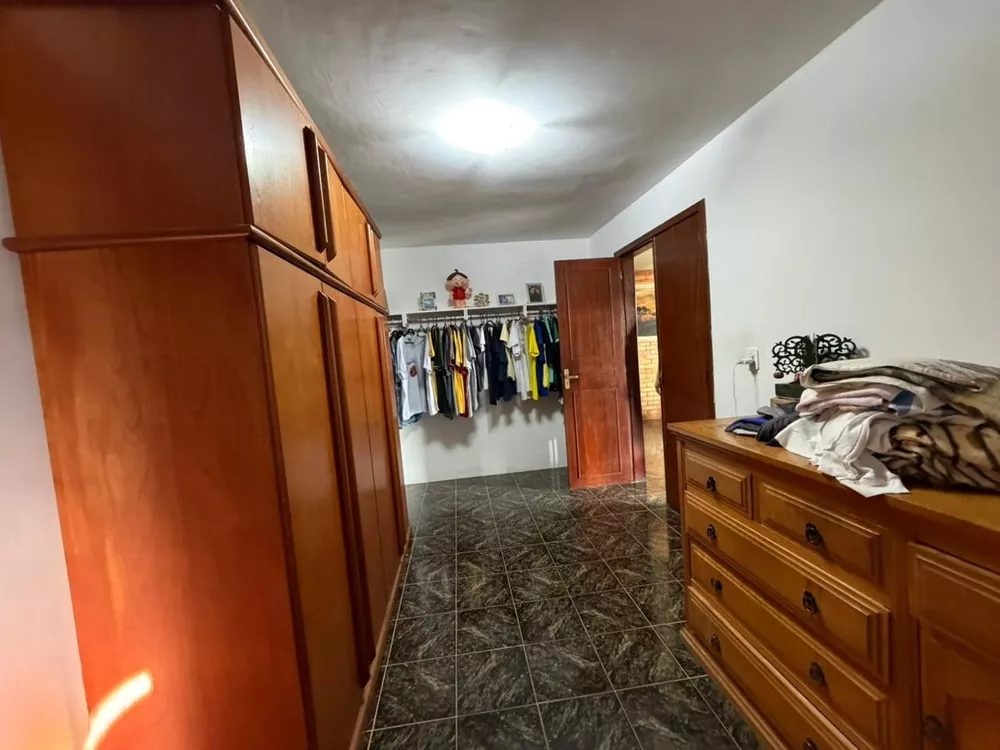 Casa, 4 quartos, 360 m² - Foto 14