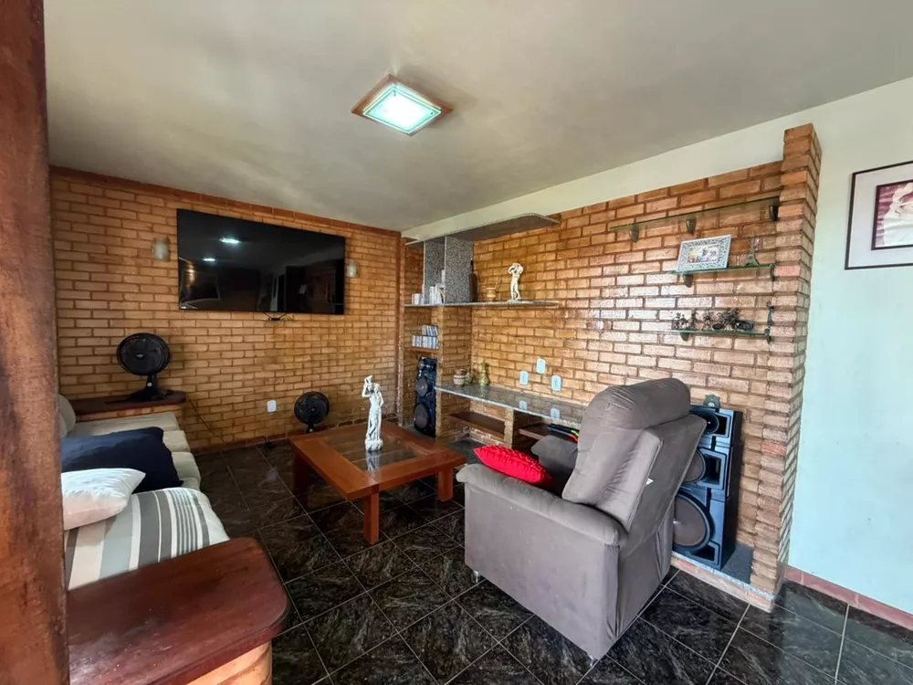 Casa, 4 quartos, 360 m² - Foto 2