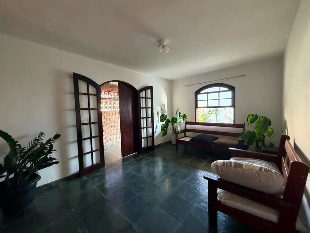 Casa, 4 quartos, 360 m² - Foto 4