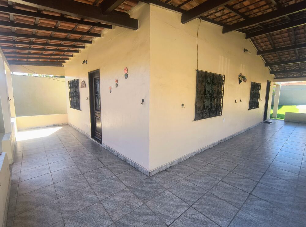 Casa à venda com 4 quartos, 450m² - Foto 1