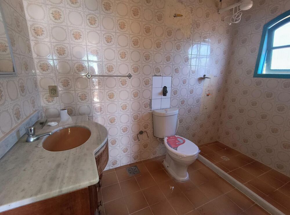 Casa à venda com 6 quartos, 600m² - Foto 8