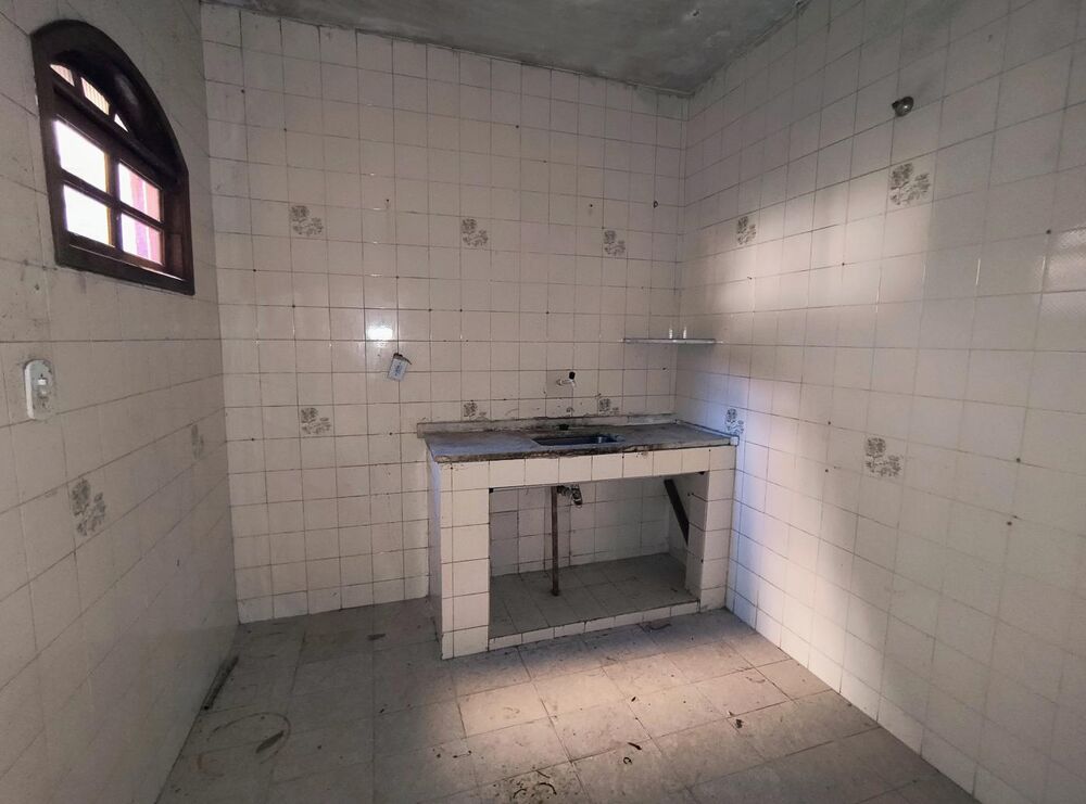 Casa à venda com 6 quartos, 600m² - Foto 12