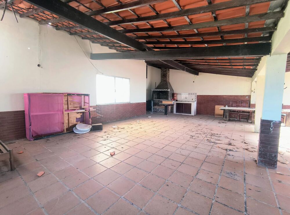 Casa à venda com 6 quartos, 600m² - Foto 10