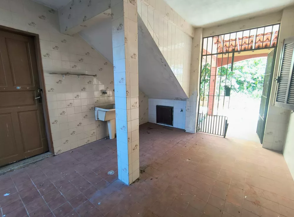 Casa, 6 quartos, 600 m² - Foto 4