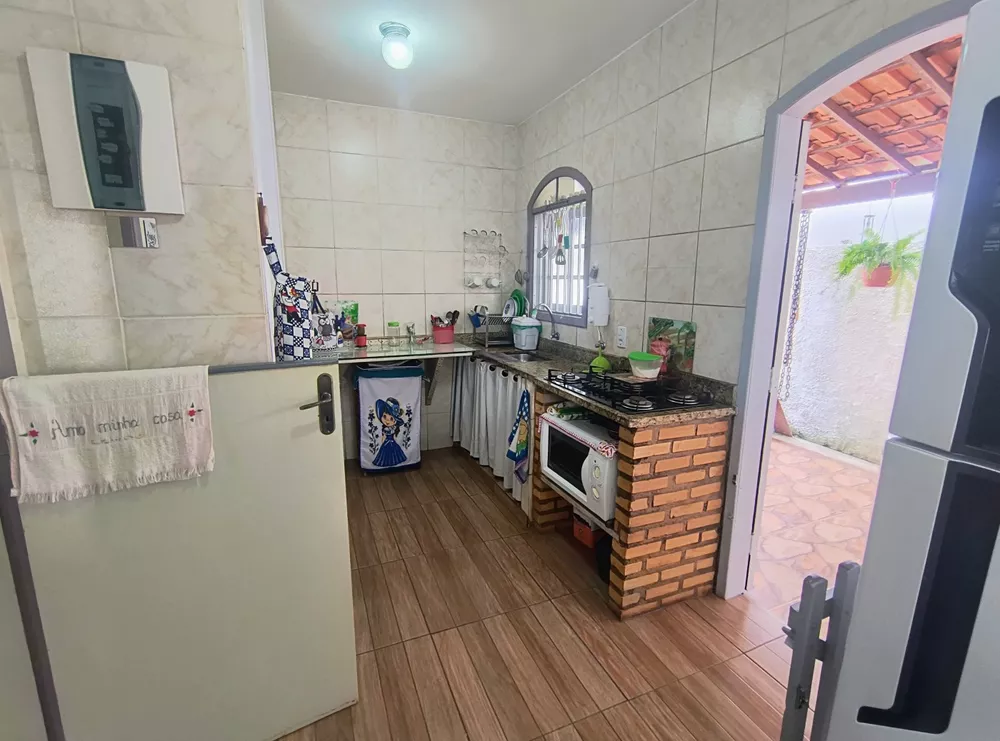 Casa, 2 quartos, 252 m² - Foto 2
