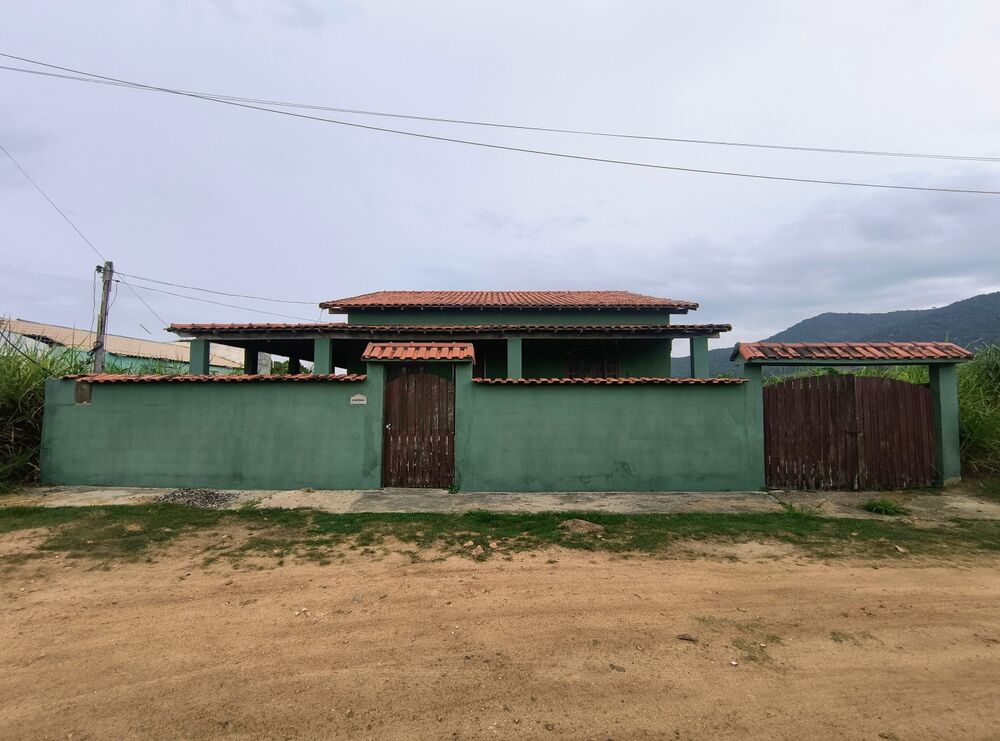 Casa à venda com 3 quartos, 480m² - Foto 1
