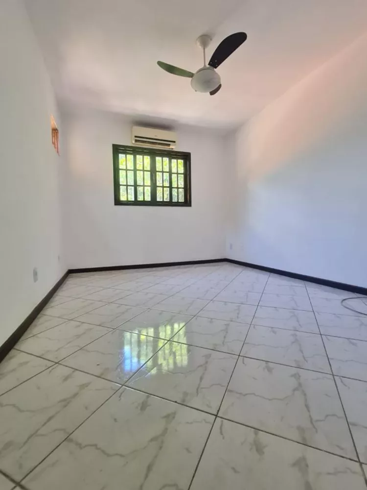 Casa à venda com 2 quartos, 450m² - Foto 3