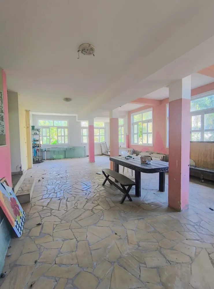 Casa, 6 quartos, 1800 m² - Foto 9