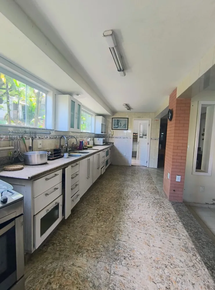 Casa, 6 quartos, 1800 m² - Foto 7