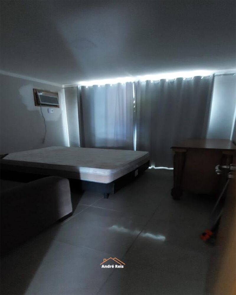 Casa à venda com 2 quartos, 315m² - Foto 6