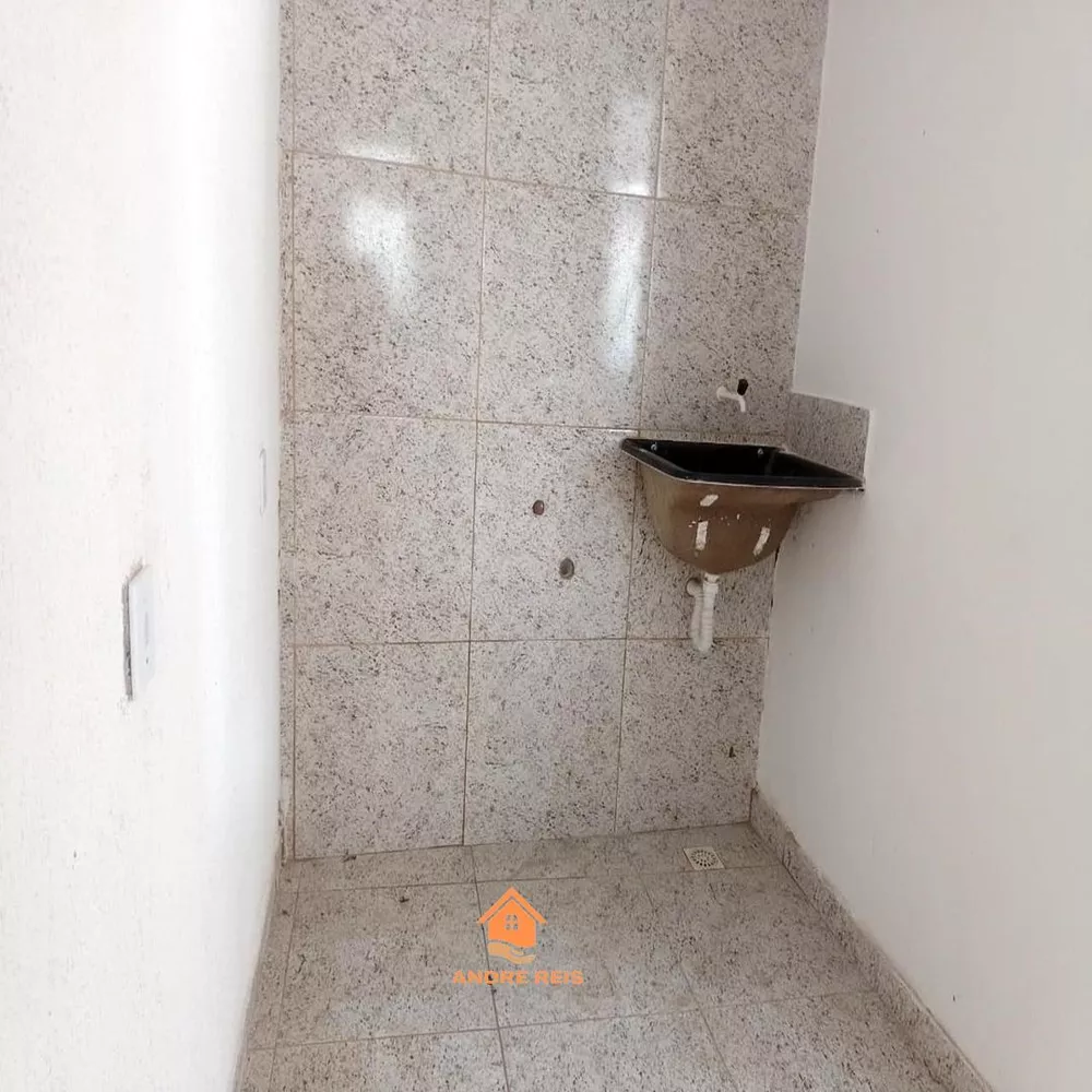 Casa à venda com 2 quartos, 100m² - Foto 5