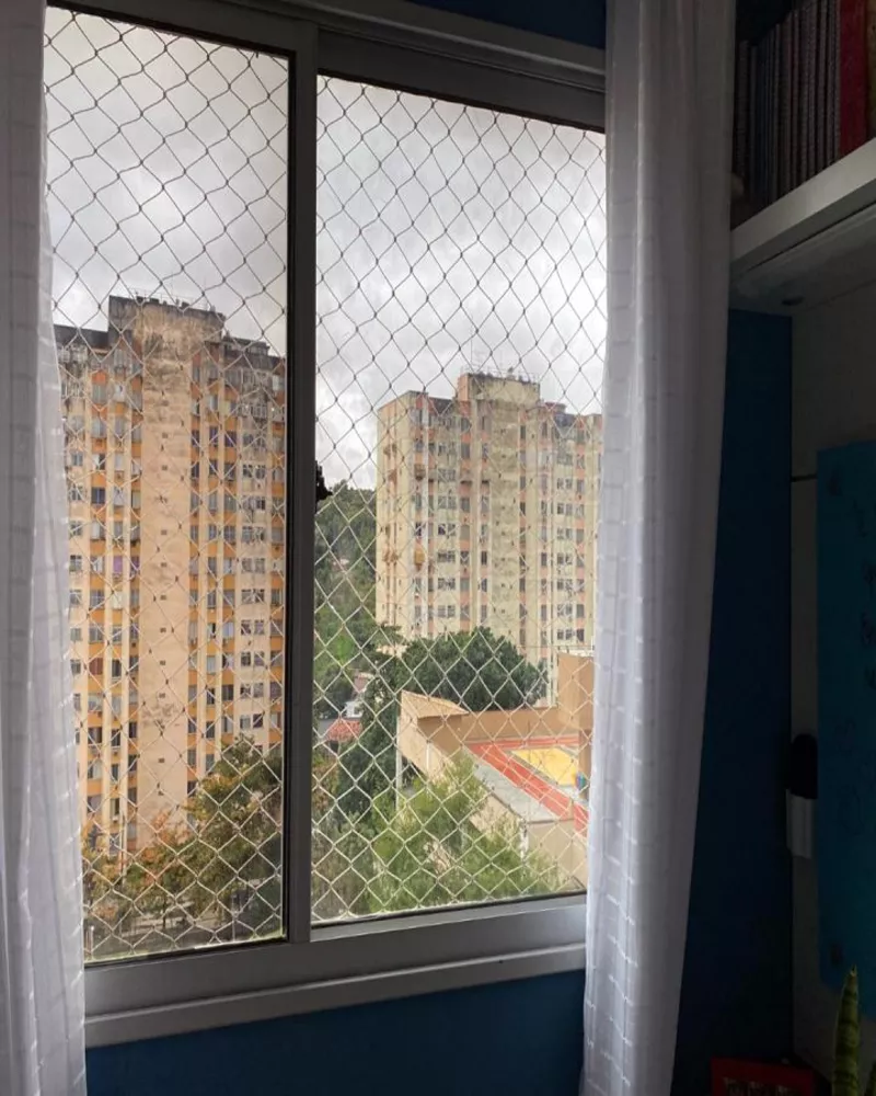 Apartamento à venda com 3 quartos, 73m² - Foto 4