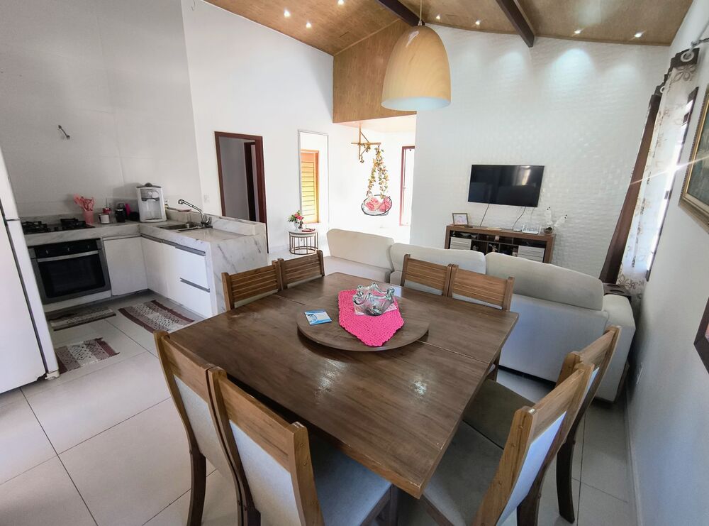 Casa à venda com 2 quartos, 450m² - Foto 3