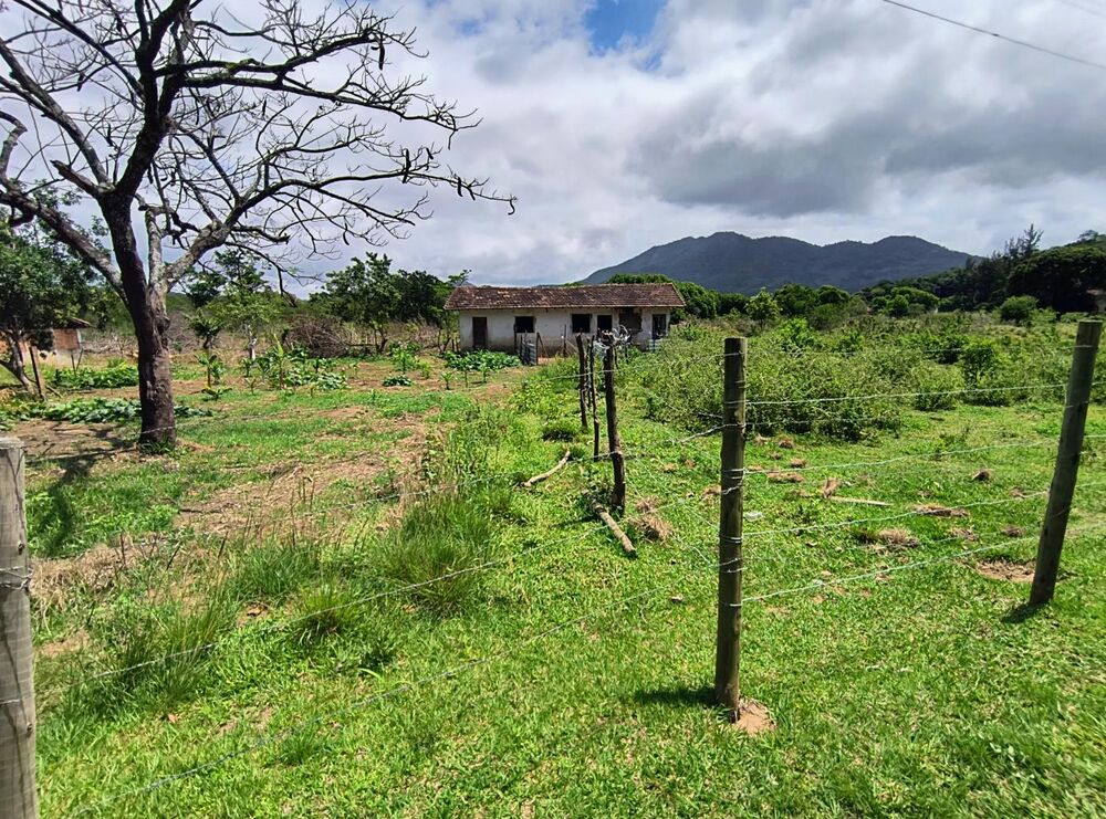 Casa à venda com 5 quartos, 201488m² - Foto 6