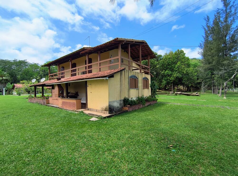 Casa à venda com 5 quartos, 201488m² - Foto 2
