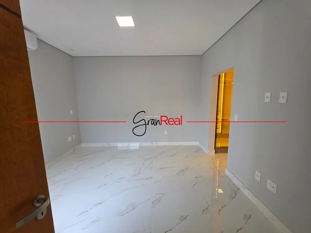 Casa, 4 quartos, 245 m² - Foto 14