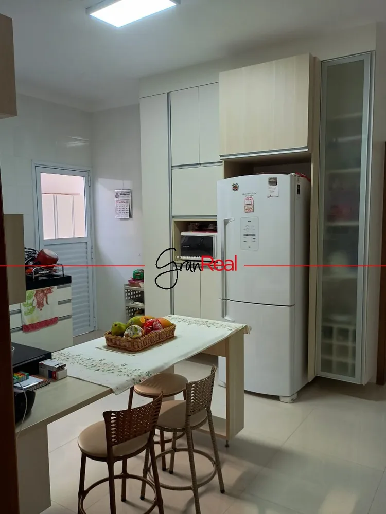 Casa, 3 quartos, 152 m² - Foto 1