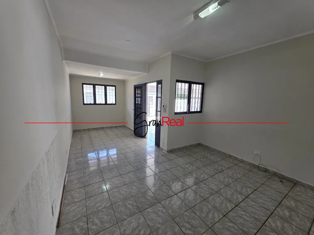 Casa, 3 quartos, 212 m² - Foto 3