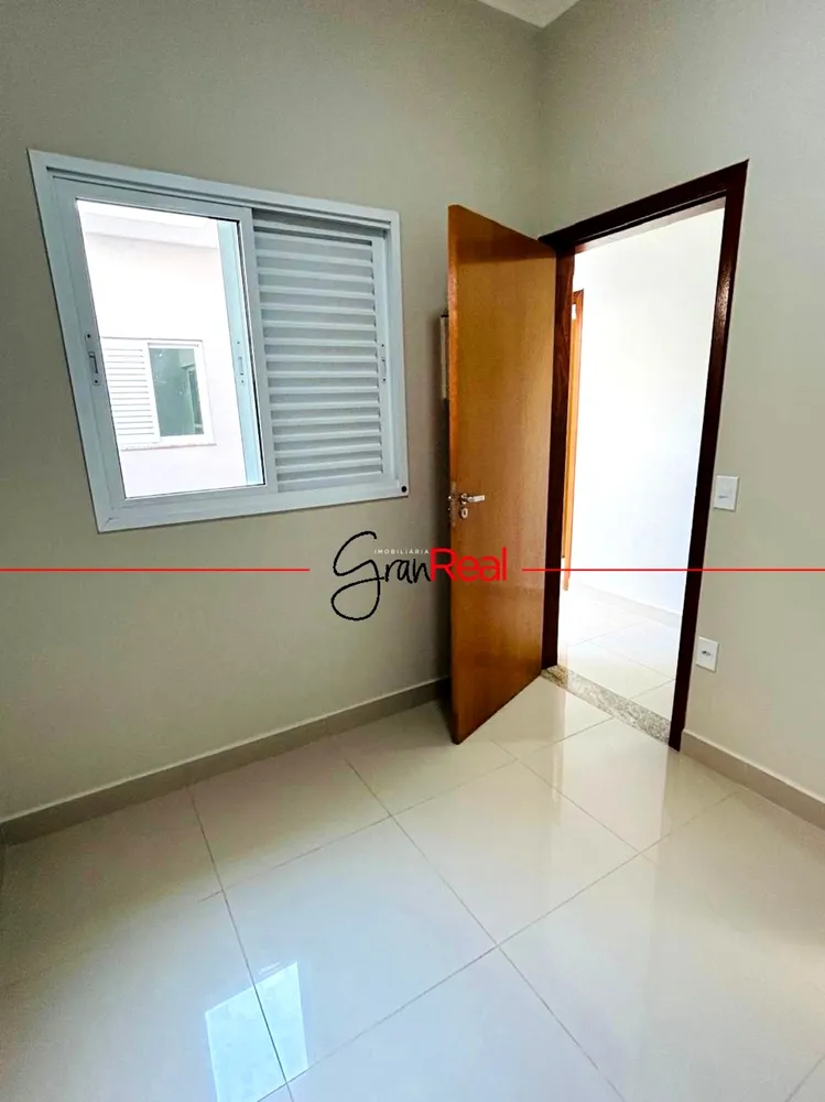 Casa, 3 quartos, 92 m² - Foto 1