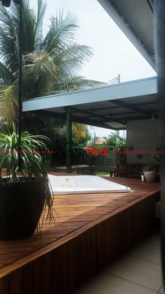 Casa, 3 quartos, 224 m² - Foto 1