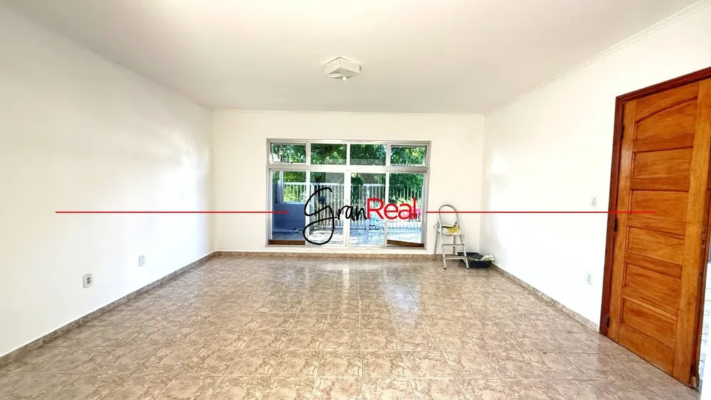 Casa, 3 quartos, 179 m² - Foto 3