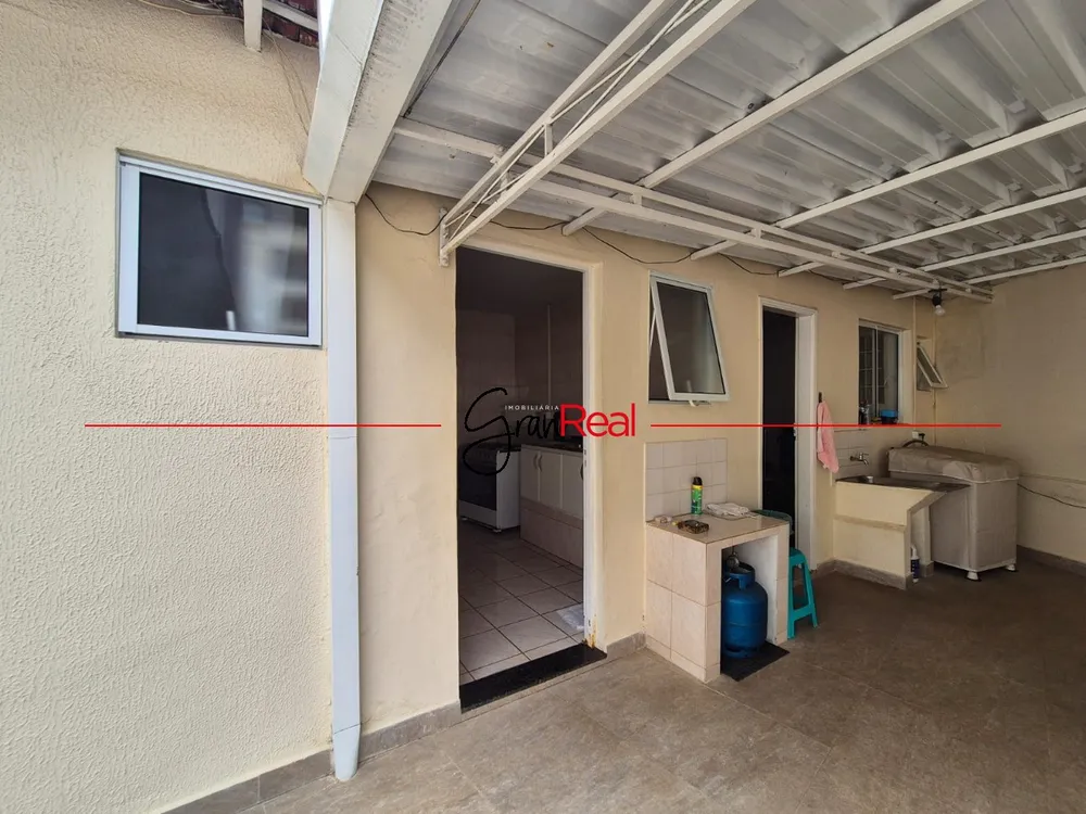 Casa, 2 quartos, 207 m² - Foto 1