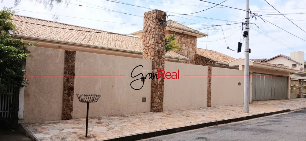 Casa, 4 quartos, 367 m² - Foto 1