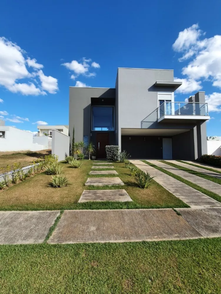 Casa de Condomínio à venda com 3 quartos, 194m² - Foto 1