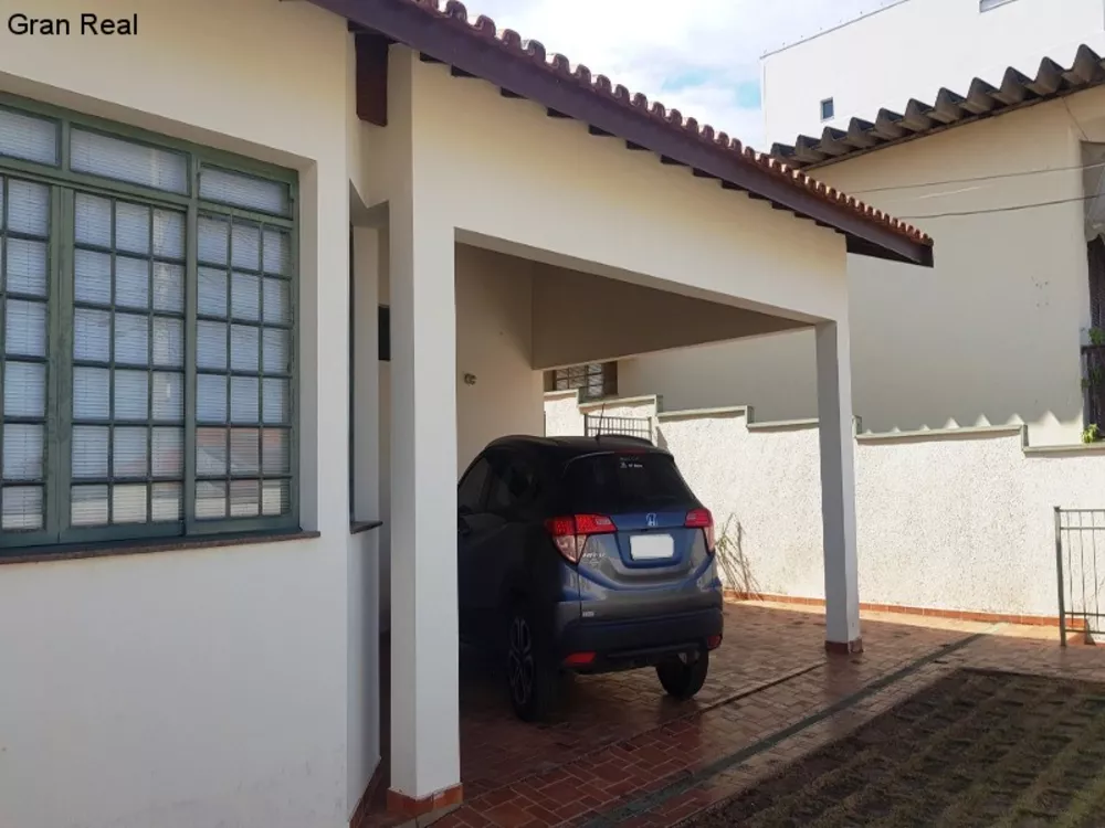 Casa à venda com 3 quartos, 770m² - Foto 4