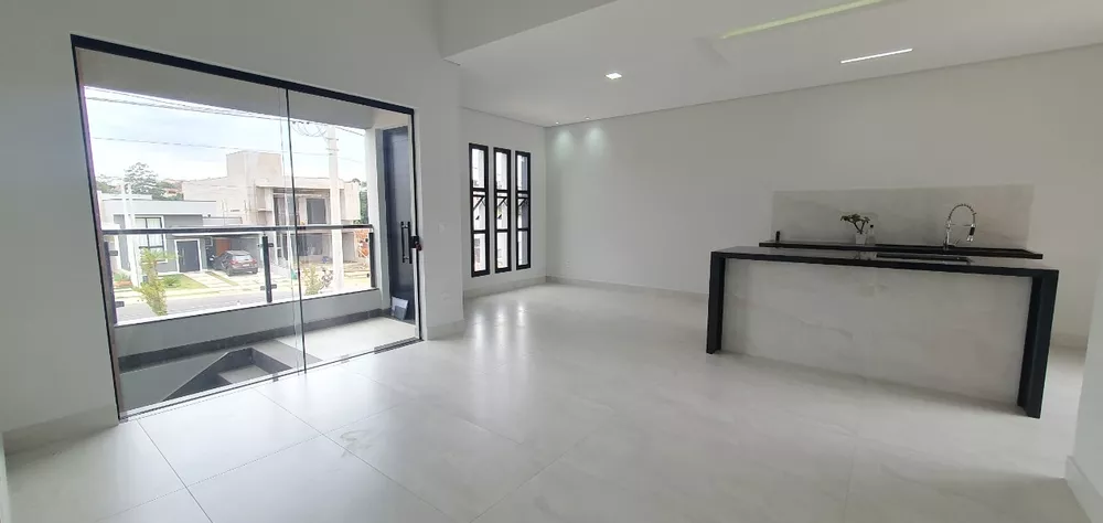 Casa de Condomínio à venda com 3 quartos, 170m² - Foto 1