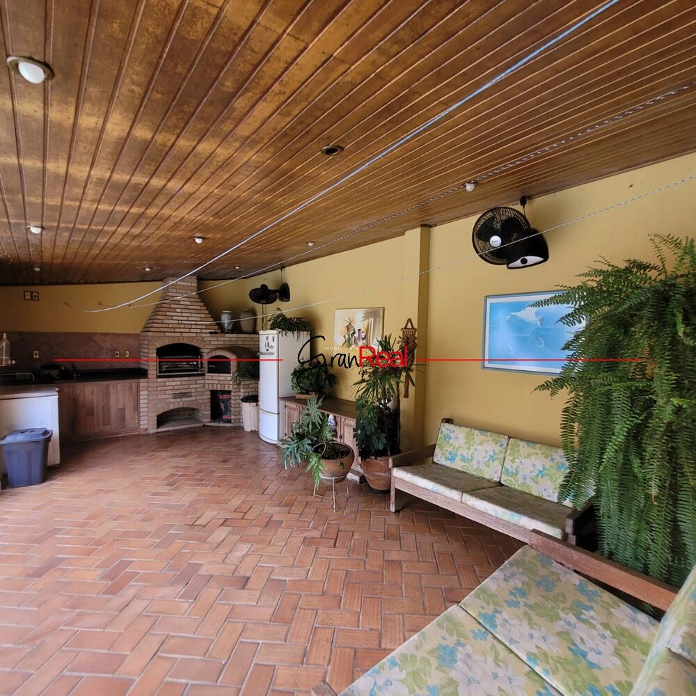 Casa, 3 quartos, 295 m² - Foto 3
