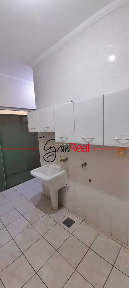 Sobrado à venda com 3 quartos, 300m² - Foto 5