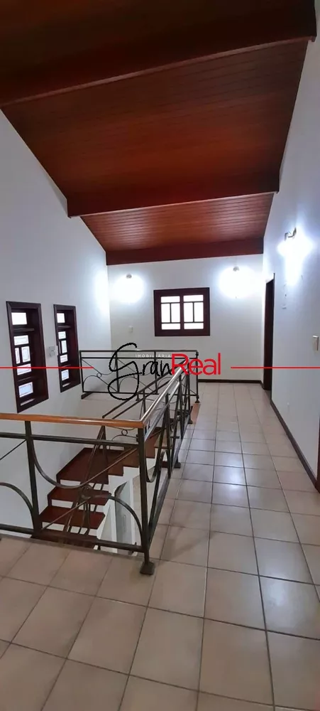 Sobrado à venda com 3 quartos, 300m² - Foto 12