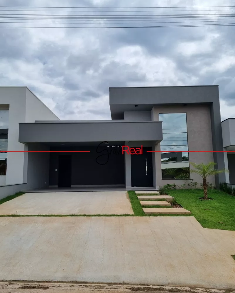 Casa à venda com 3 quartos, 193m² - Foto 1