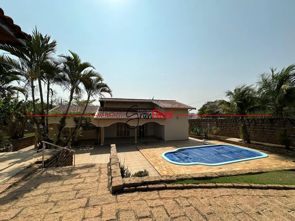 Chácara, 3 quartos, 1022 m² - Foto 2