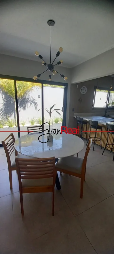 Casa, 3 quartos, 189 m² - Foto 3