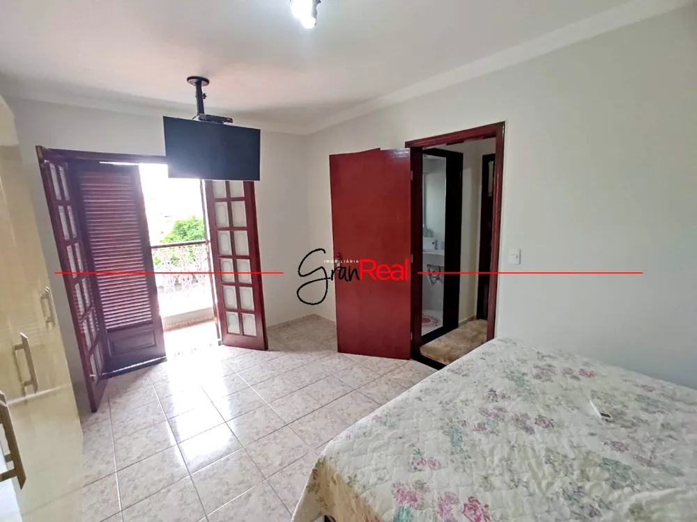 Sobrado, 3 quartos, 222 m² - Foto 1