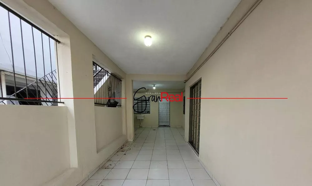 Casa à venda com 3 quartos, 330m² - Foto 2