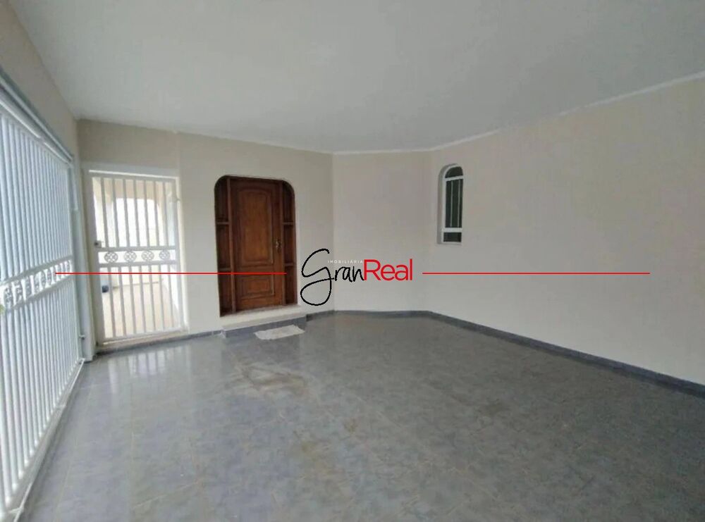 Casa, 3 quartos, 232 m² - Foto 2
