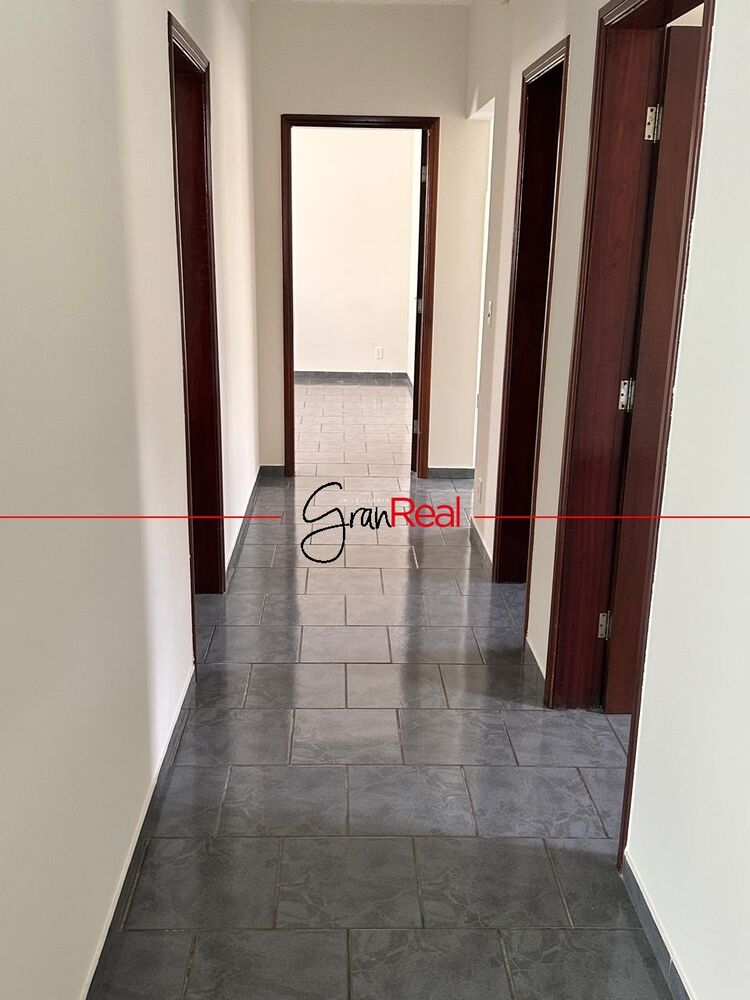 Casa, 3 quartos, 232 m² - Foto 4