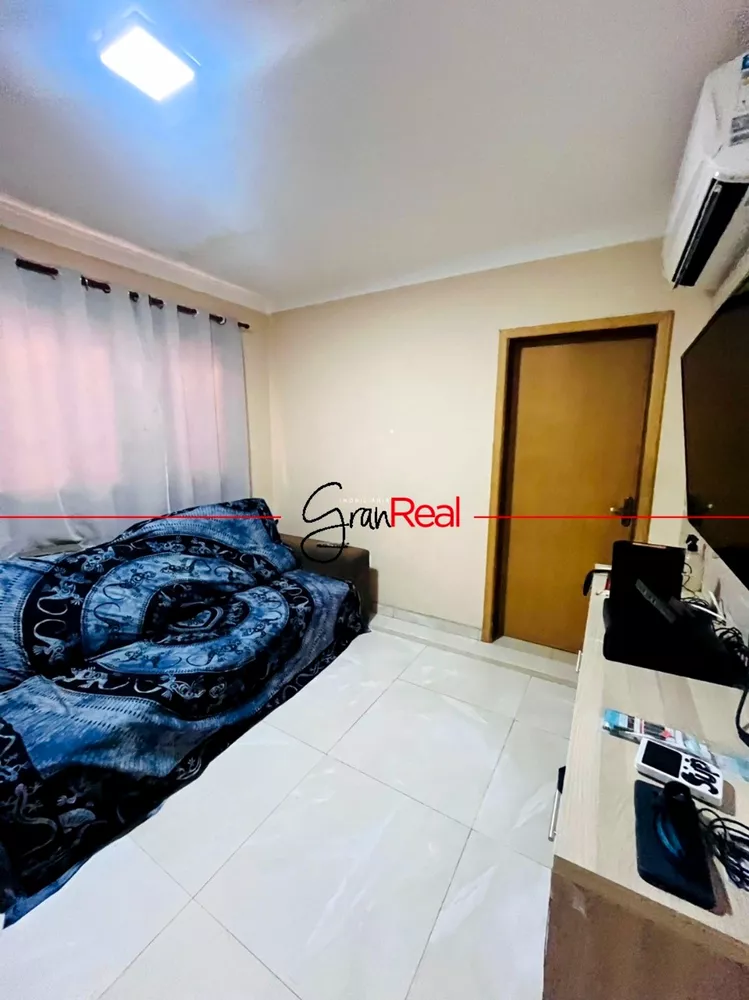 Casa à venda com 3 quartos, 161m² - Foto 3