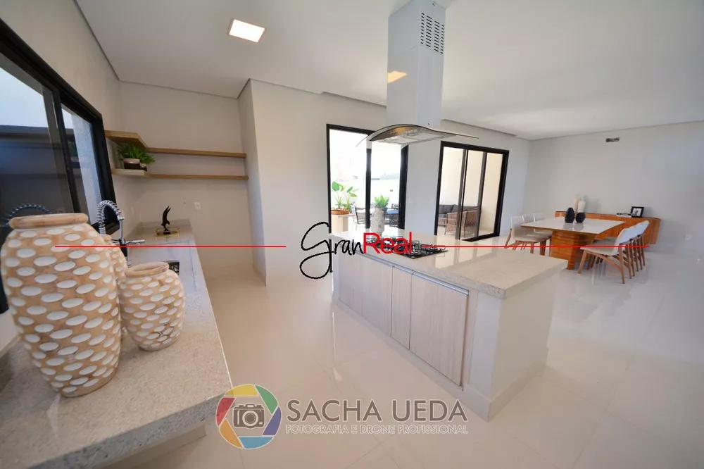 Casa de Condomínio à venda com 3 quartos, 295m² - Foto 4