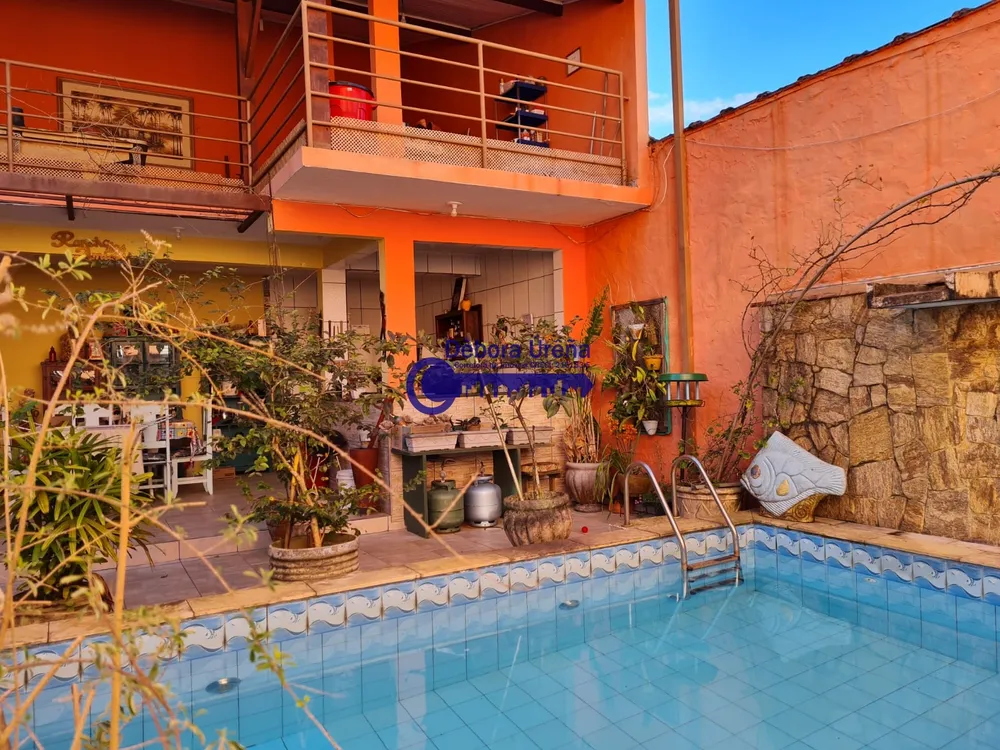 Casa, 4 quartos, 280 m² - Foto 1