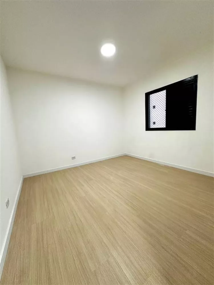 Apartamento à venda com 1 quarto, 40m² - Foto 4