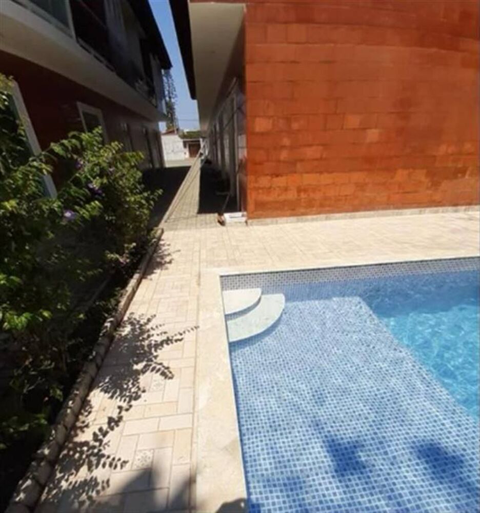 Casa à venda com 2 quartos, 70m² - Foto 5