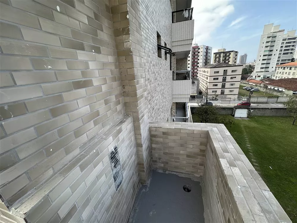 Apartamento à venda com 2 quartos, 68m² - Foto 3