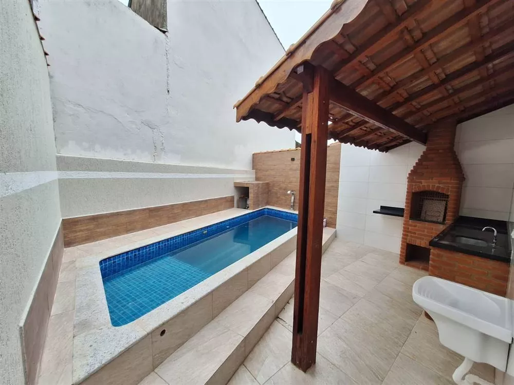 Casa à venda com 3 quartos, 71m² - Foto 4